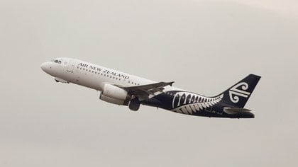 Air New Zealand anunció que no retomará los vuelos a la Argentina. (Foto: REUTERS/Daniel Munoz)