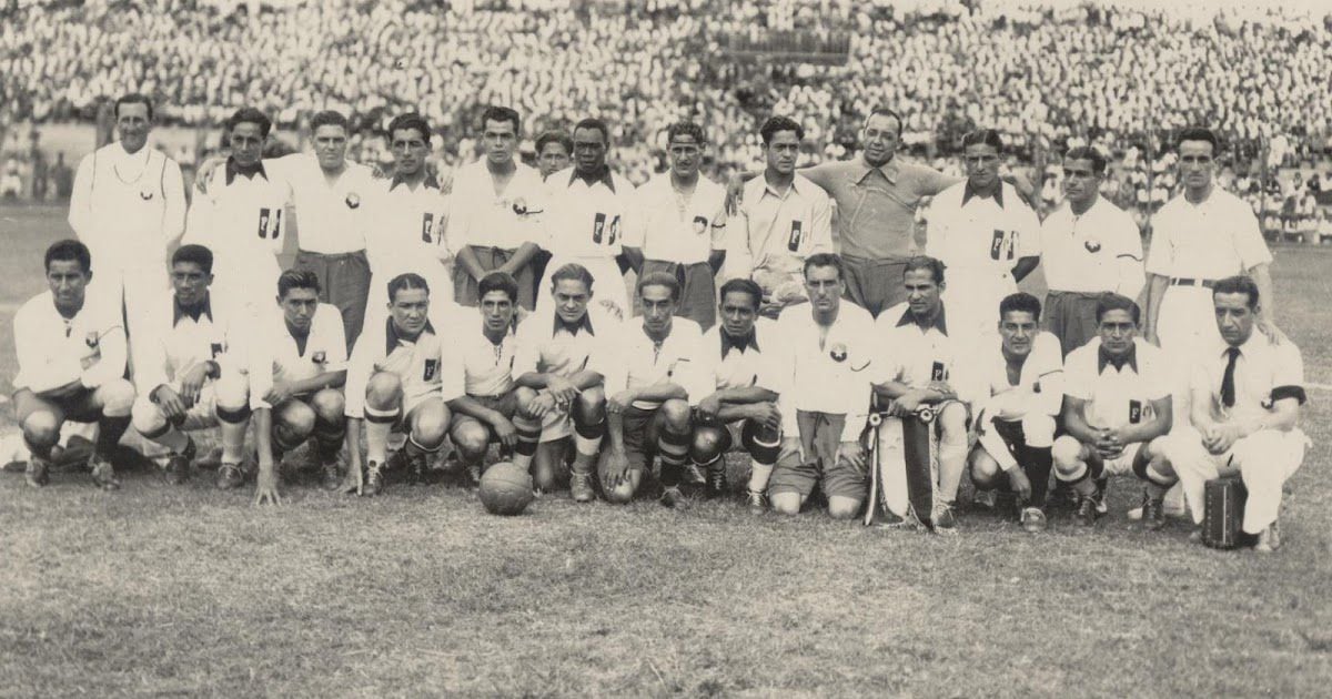 Jugadores de Perú antes del primer Clásico del Pacífico. (foto: partidosdelaroja.com)