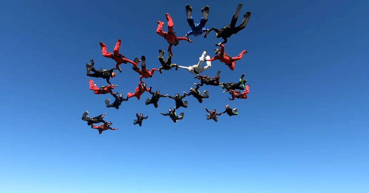 Ana Aponte will compete for the world record in skydiving in the United States