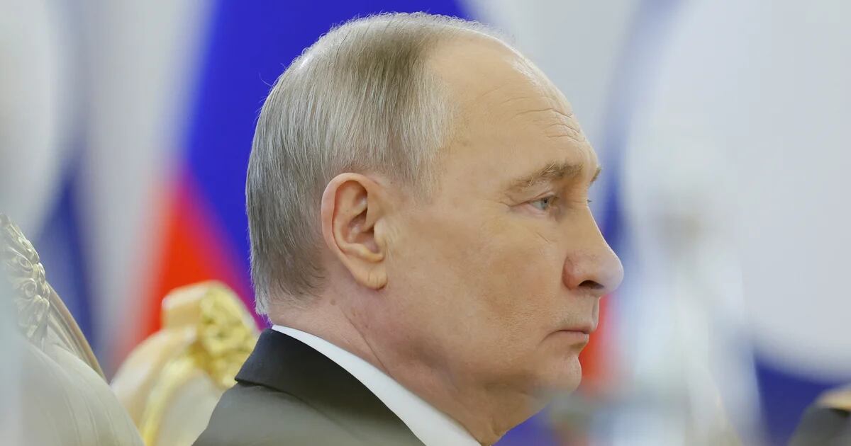 Why Putin Decided to Reshape His Defense Structure Amid War Against Ukraine