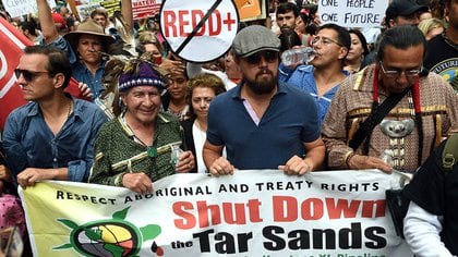 Leo Di Caprio en una de las marchas por el planeta