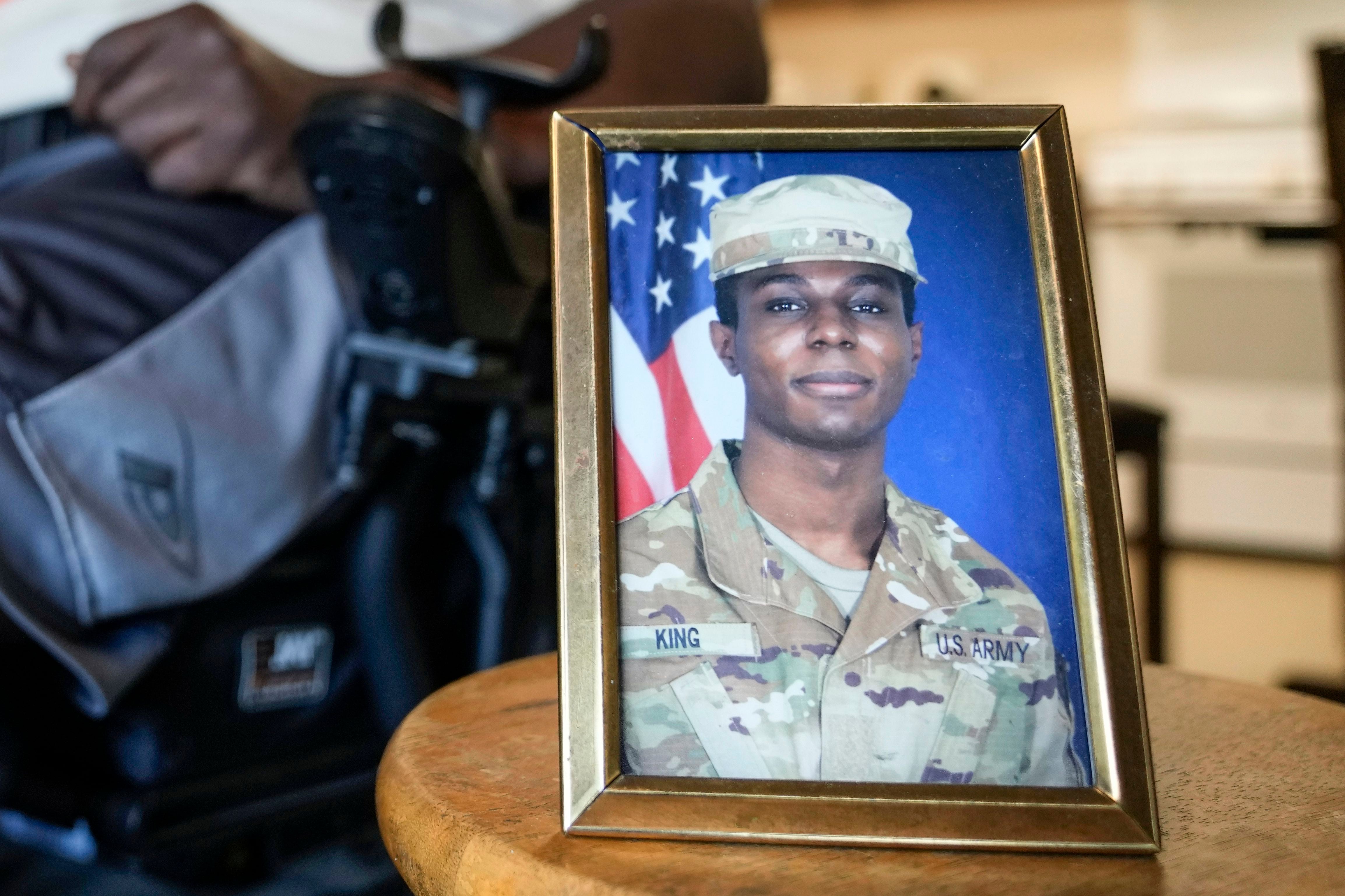 Un retrato del soldado estadounidense Travis King. (AP Foto/Morry Gash, Archivo)