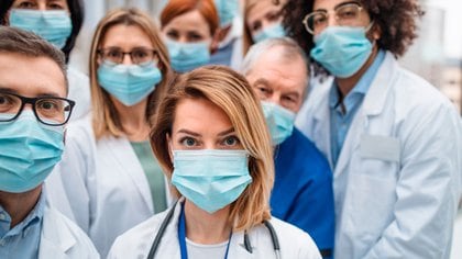 Según Medscape el 40% de los residentes de EE.UU. recibieron capacitaciones para atender a pacientes con coronavirus  (Shutterstock)