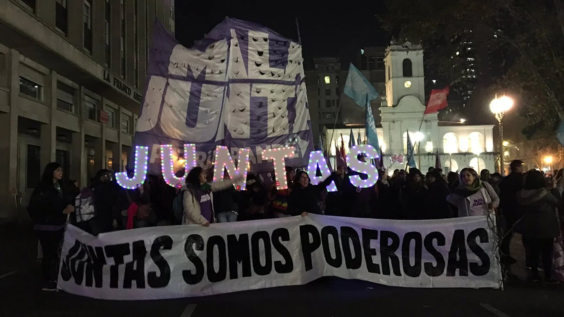 La última marcha #NiUnaMenos culminó con la lectura de un documento anarco-feminista