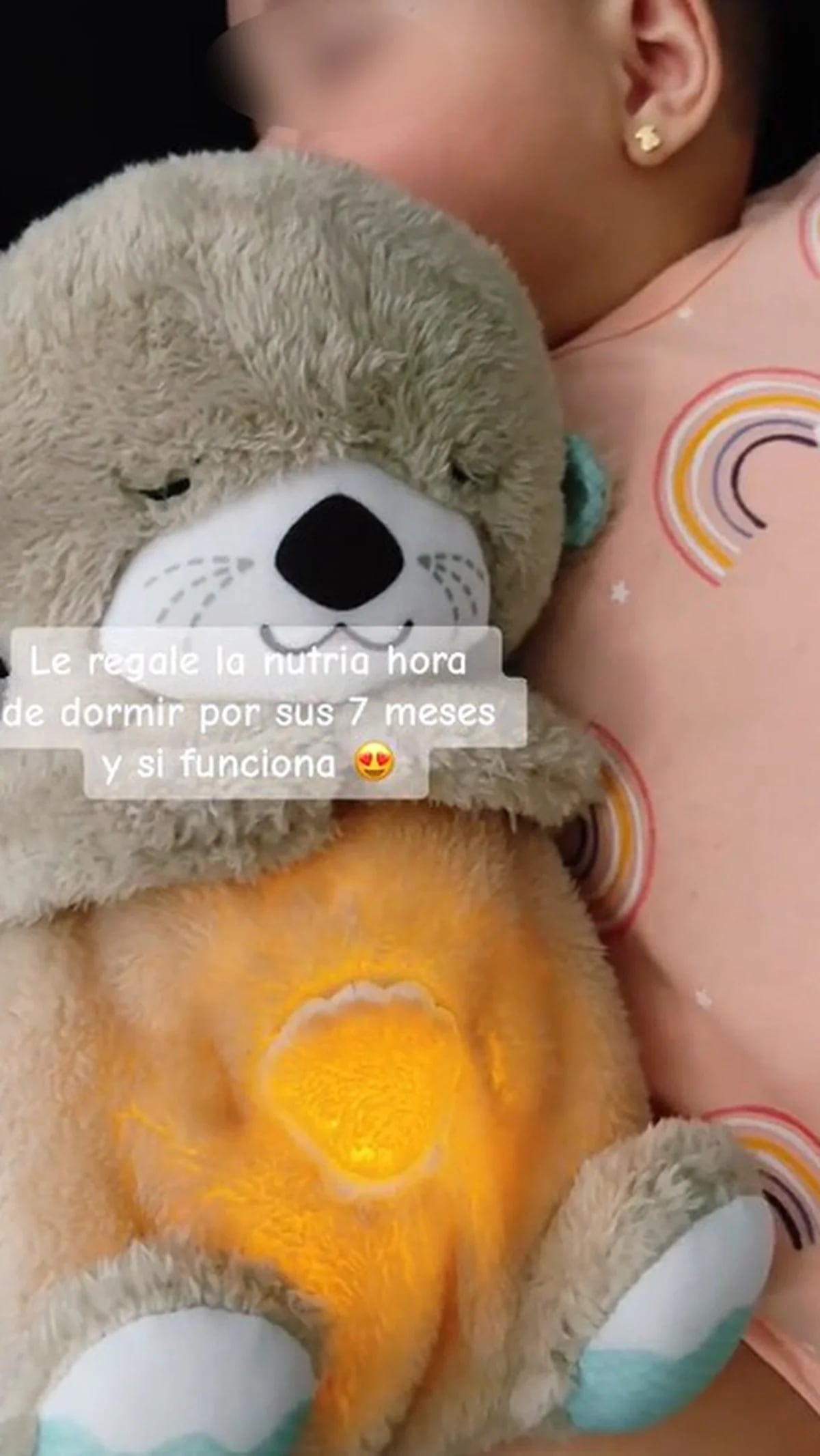 Por qué es viral el juguete de nutria para bebés; aquí lo sabrás