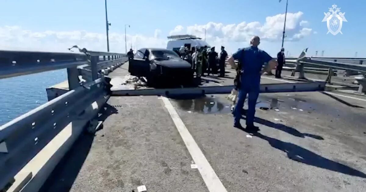 L’Ucraina ha rivendicato la responsabilità delle esplosioni sul ponte di Crimea: è stato attaccato da droni sottomarini