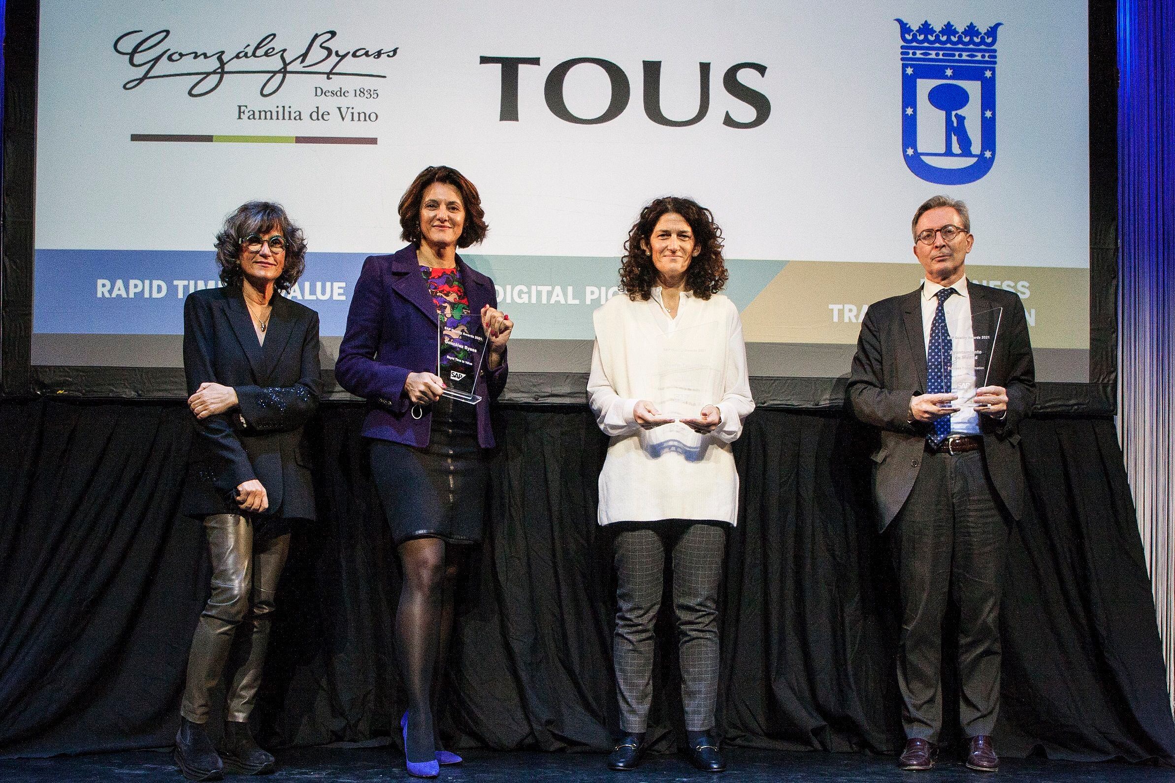 30-11-2021 Anna Oró, directora de Operaciones de SAP España; Bernardette Orallo, Innovation & IT director de González-Byass; Carolina de la Calzada, directora Digital de TOUS; y Fernando de Pablo, director general de la Oficina Digital del Ayuntamiento de MadridPOLITICA INVESTIGACIÓN Y TECNOLOGÍASAP