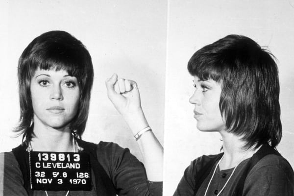 Jane Fonda fue detenida en un aeropuerto de Ohio en 1970 (De dominio publico)