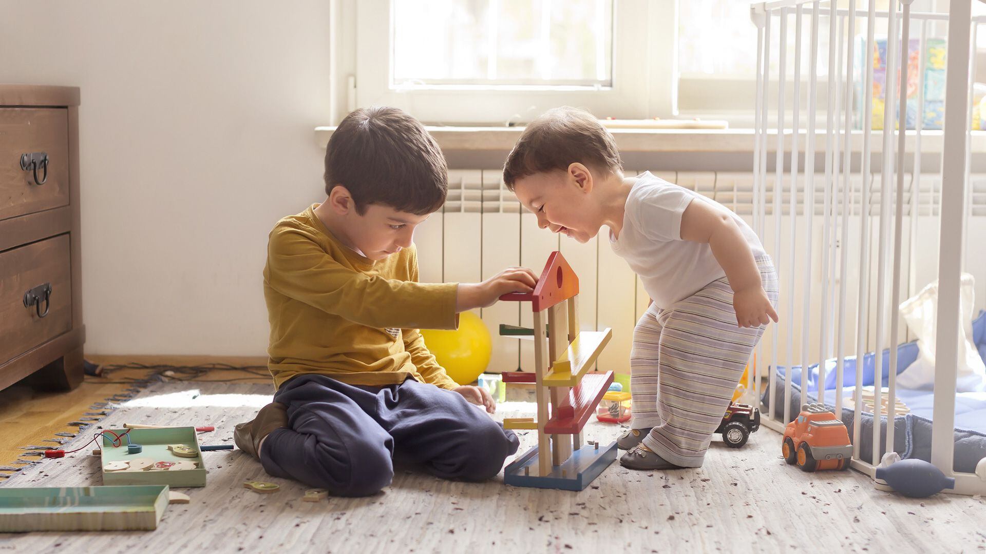 Cada niño tiene tiempos personales para adquirir sus habilidades, pero hay ciertos parámetros que deben tenerse en cuenta (Getty)