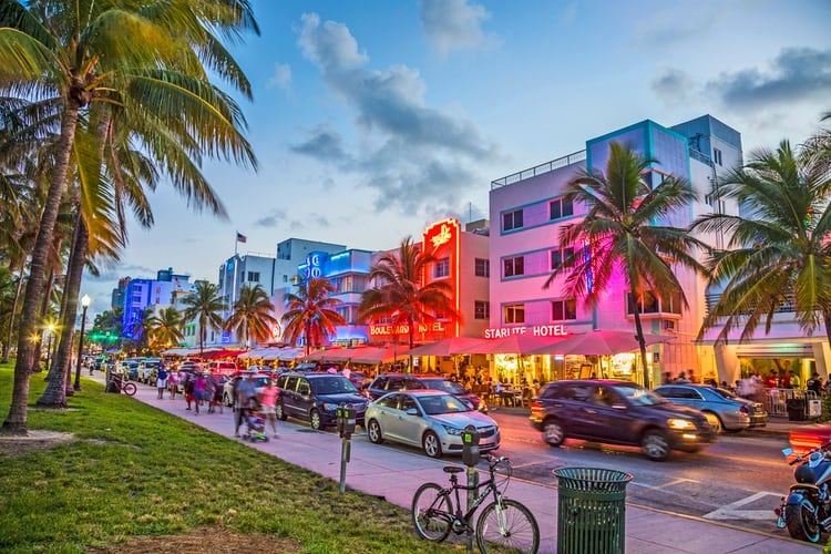 Según el ranking, Miami encabezó el ranking debido a su “vibrante vida nocturna, rica cultura de fiesta y algunas de las vistas más románticas en los Estados Unidos” // Fotos: Shutterstock