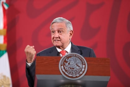 El presidente de México, Andrés Manuel López Obrador, ofrece una rueda de prensa matutina en el Palacio Nacional de Ciudad de México (México). EFE/ Sáshenka Gutiérrez/Archivo
