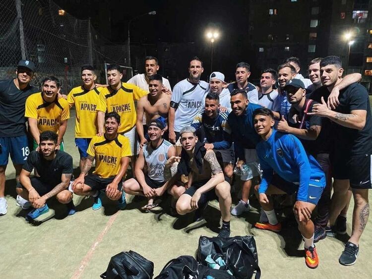 Tevez estuvo en el Fuerte Apache
