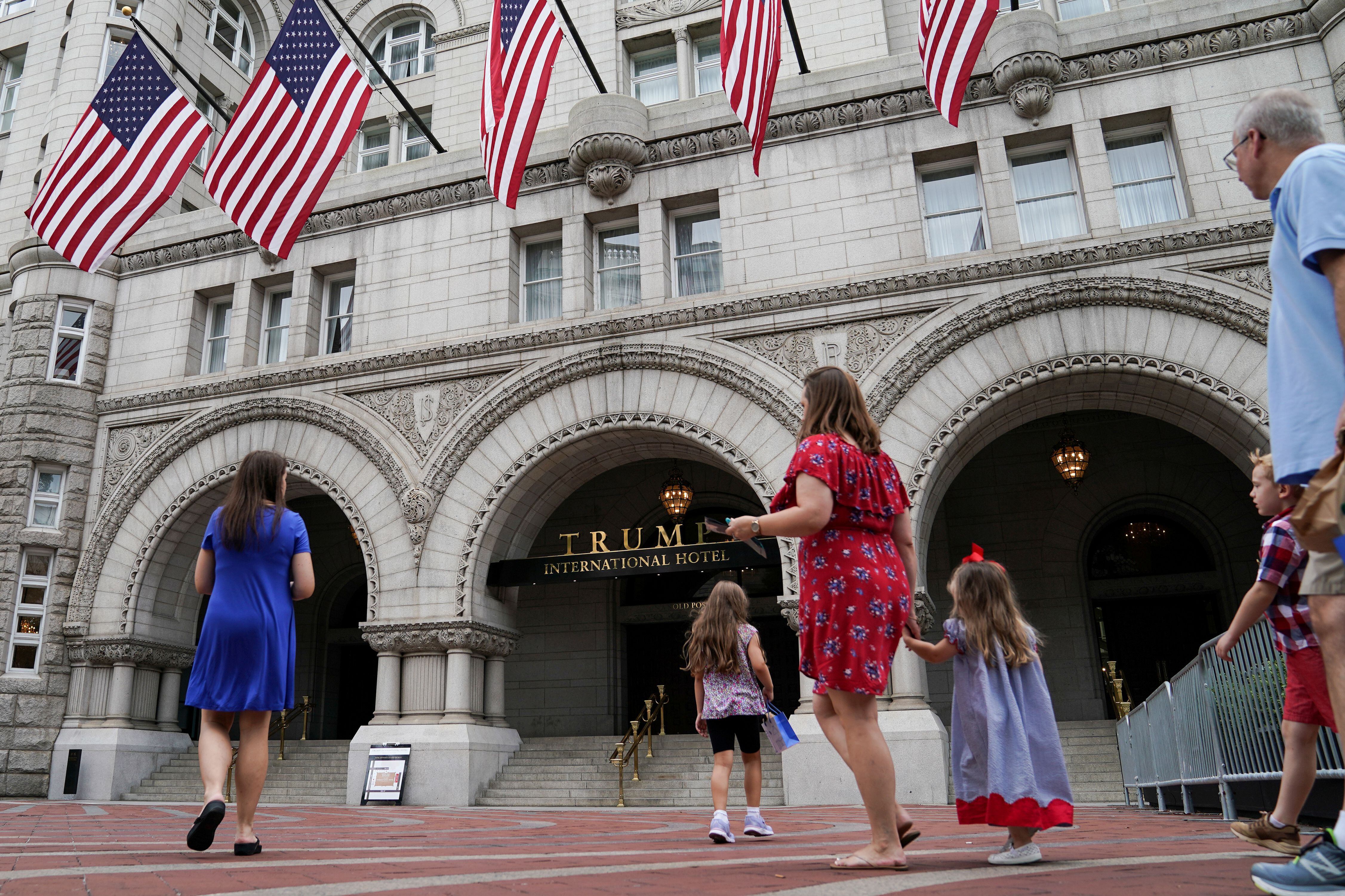 El Trump International Hotel, en la avenida Pensilvania, en Washington (Reuters)