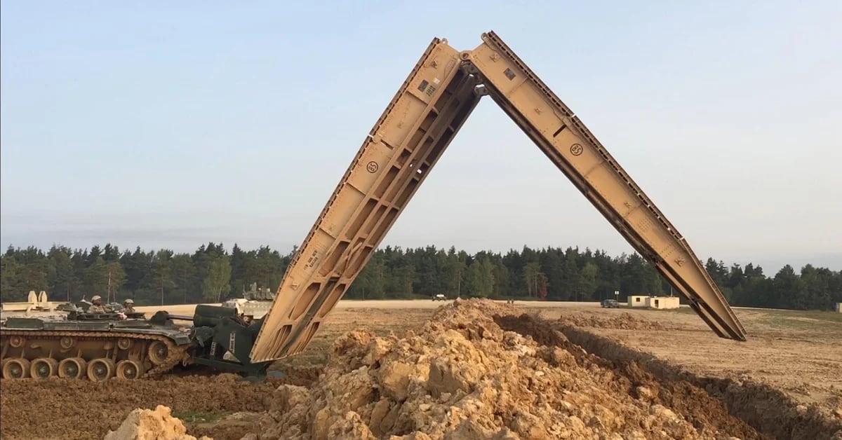The United States announced additional aid to Ukraine: it includes armored bridge launchers for the new stage of the war