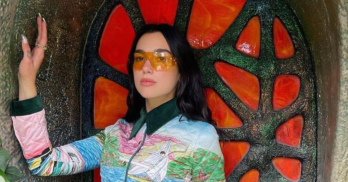 Dua Lipa en México: tan sorprendida por los murales de bellas artes