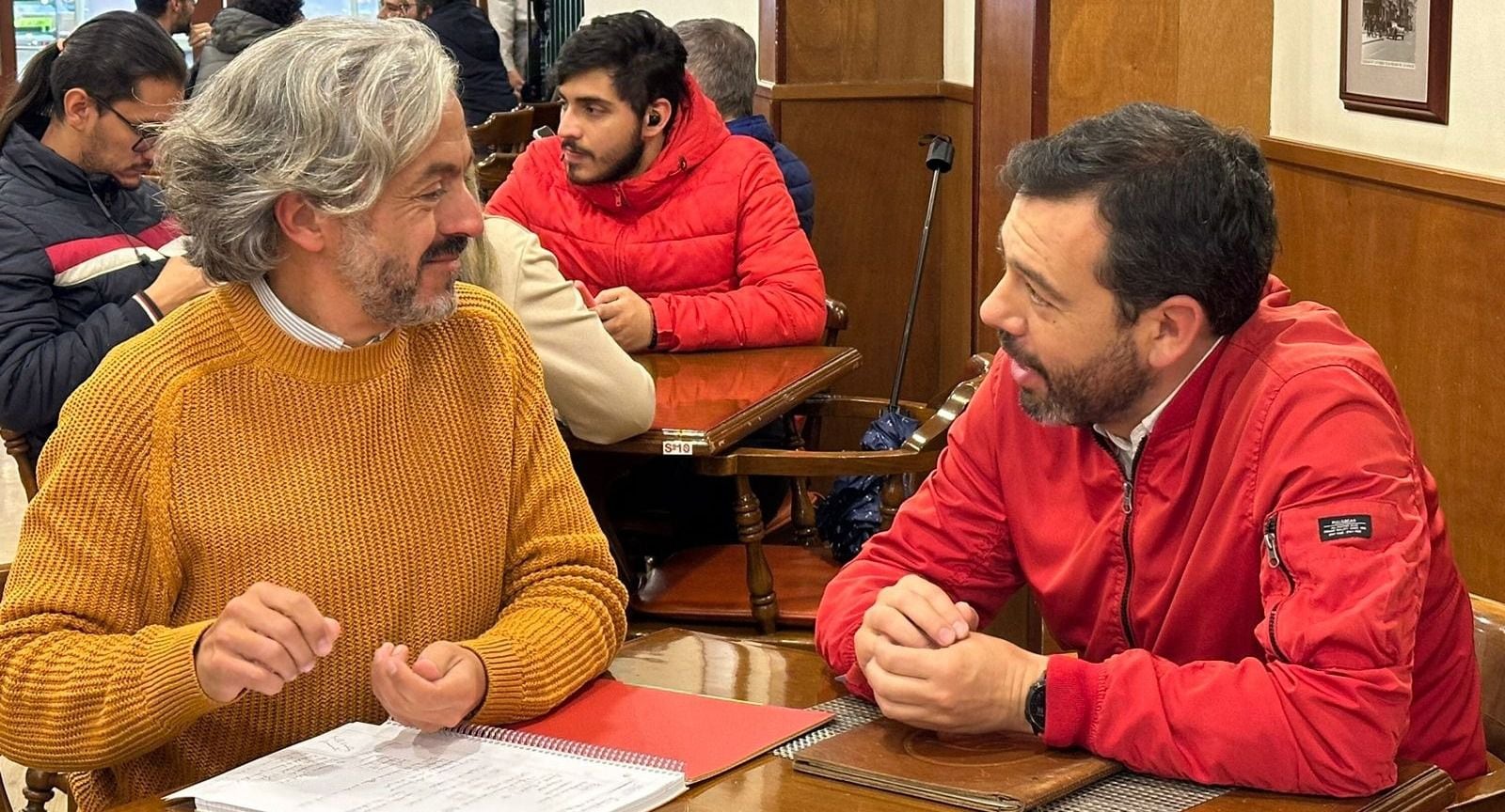 Carlos Fernando Galán y Juan Daniel Oviedo se reúnen tras las elecciones en Bogotá