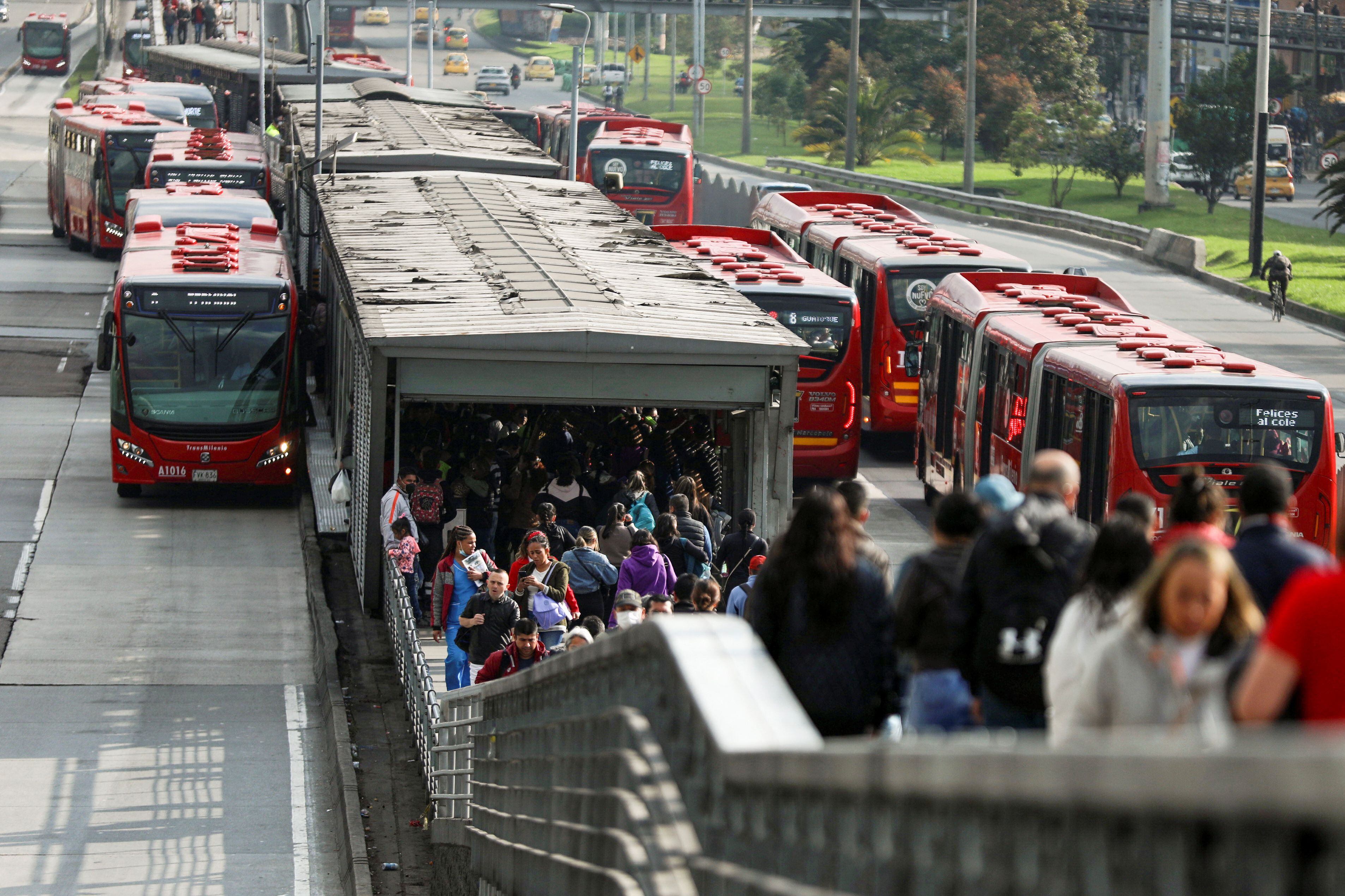 Imagen de archivo. El Concejo de Bogotá dio a conocer las dos estaciones de TransMilenio donde más hurtos se cometieron en 2022. REUTERS/Luisa Gonzalez