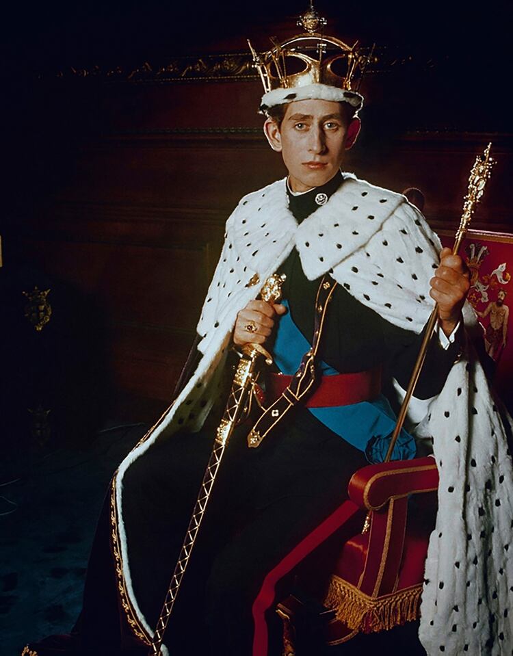 El príncipe de Gales, en una producción fotográfica de 1969 (AP)