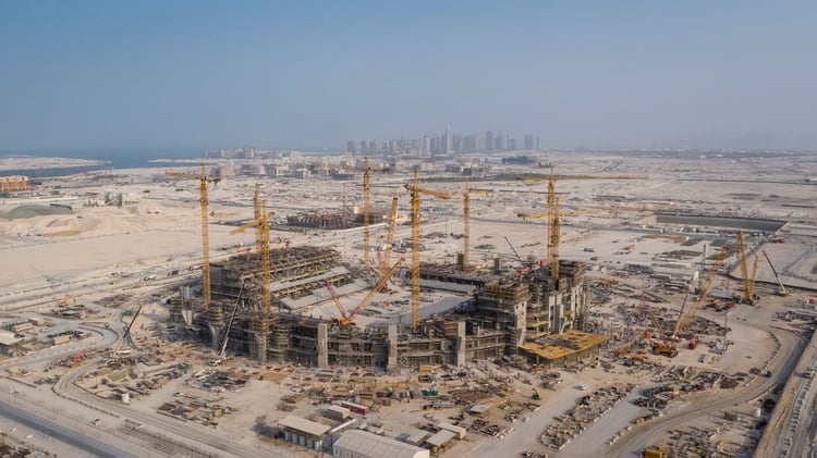 El Mundial de Qatar 2022 tuvo innumerables críticas por sus obras (REUTERS)
