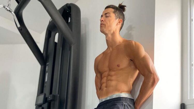 La foto de Cristiano Ronaldo en cuarentena que hizo furor en las ...