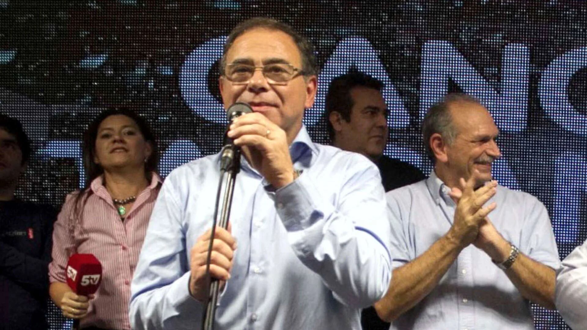 Eduardo Tassano se quedó con la victoria en Corrientes y le dio el primer triunfo electoral al gobierno (Télam)