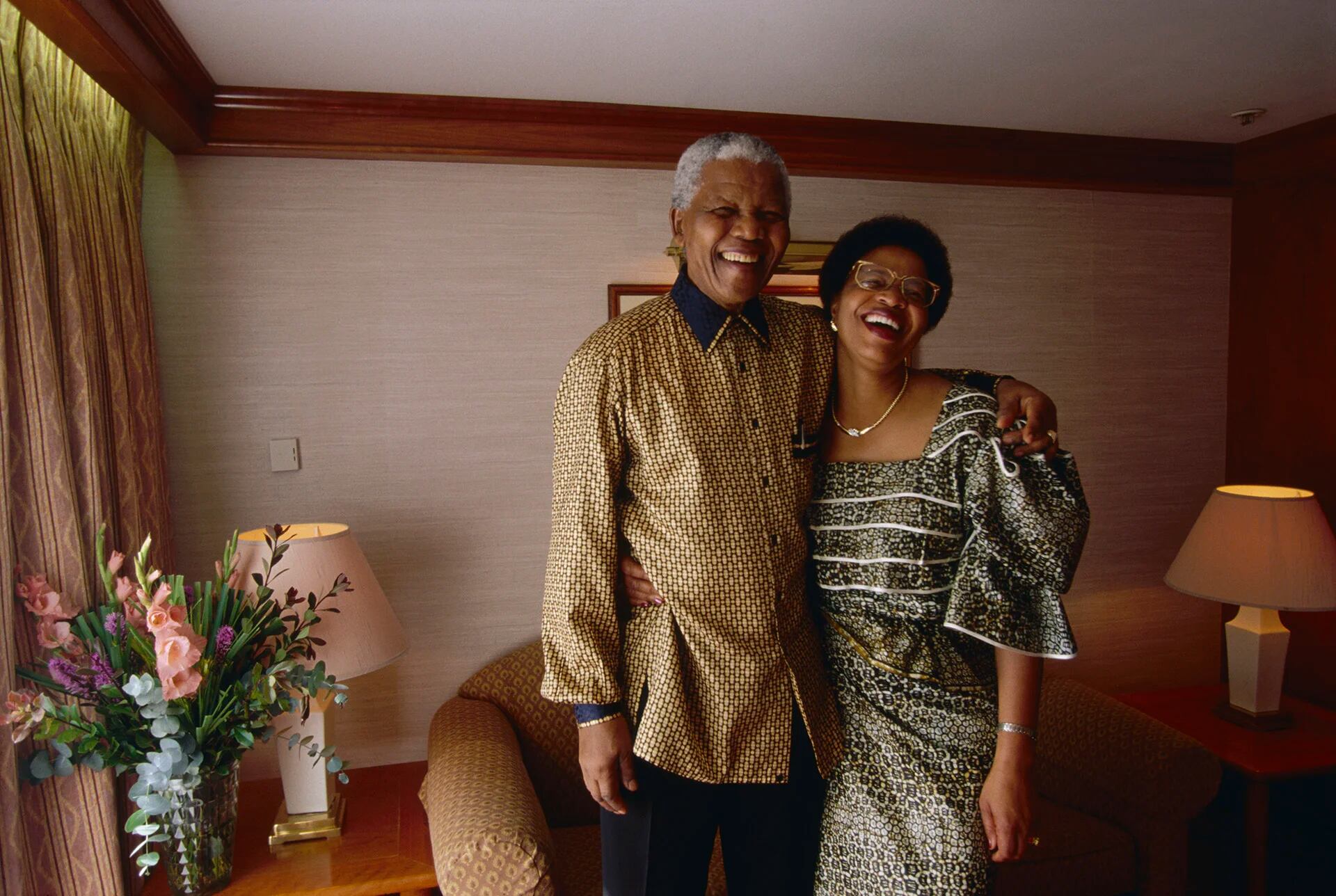 En julio de 1998, cuando cumplió ochenta años, se casó con Graça Machel, viuda del presidente de Mozambiqu (© Louise Gubb/CORBIS SABA/Corbis via Getty Images)