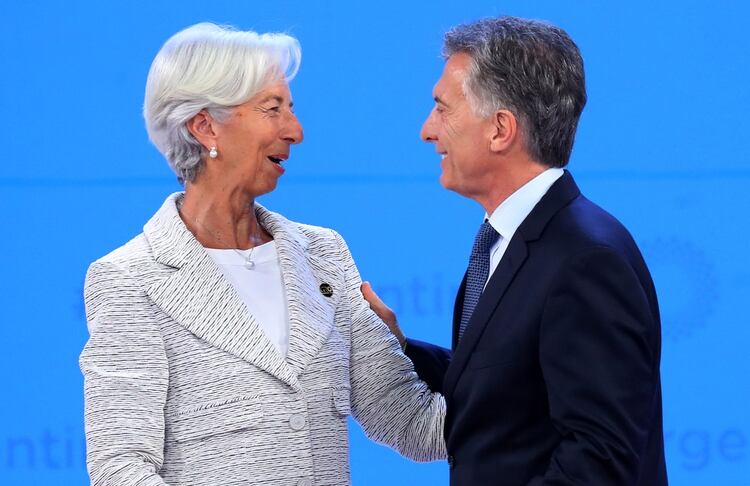 La directora del FMI, Christine Lagarde, junto al presidente Macri. (Reuters)