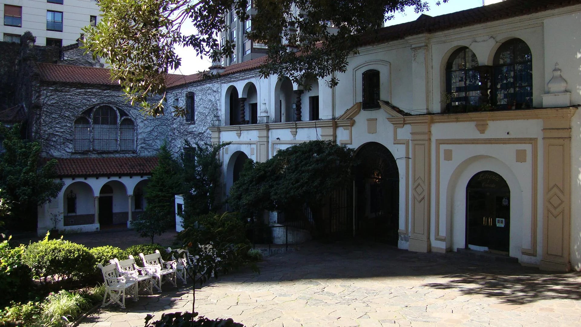 El Palacio Noel en la ciudad de Buenos Aires era utilizado por una compañía importadora de esclavos (Sitio oficial del Palacio Noel)