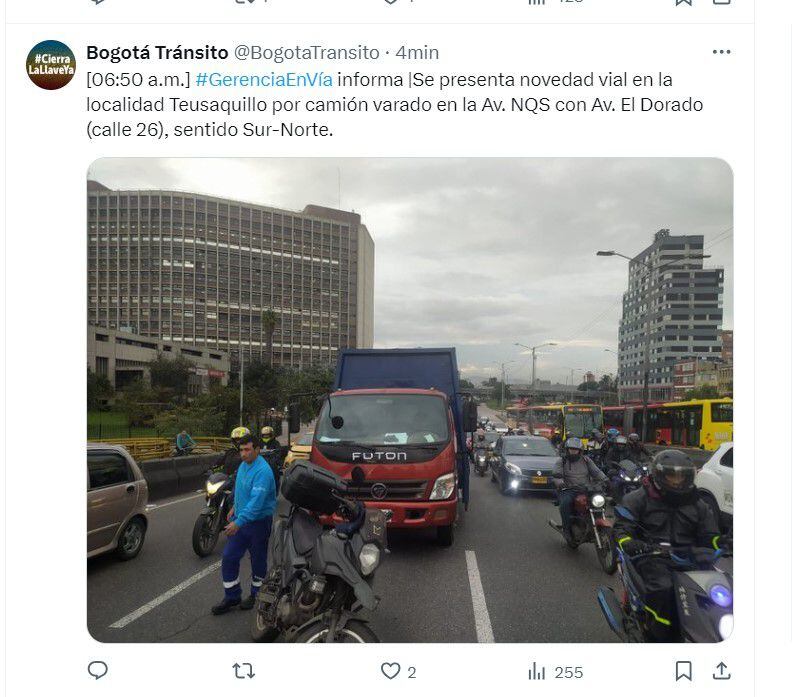 Si se dirige por la Carrera 30 hacia el norte tenga presente que el flujo vehicular será lento por varios minutos - crédito @BogotaTransito/X