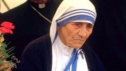 La Madre Teresa de Calcuta señaló al aborto como enemigo de la paz cuando recibió el premio Nobel