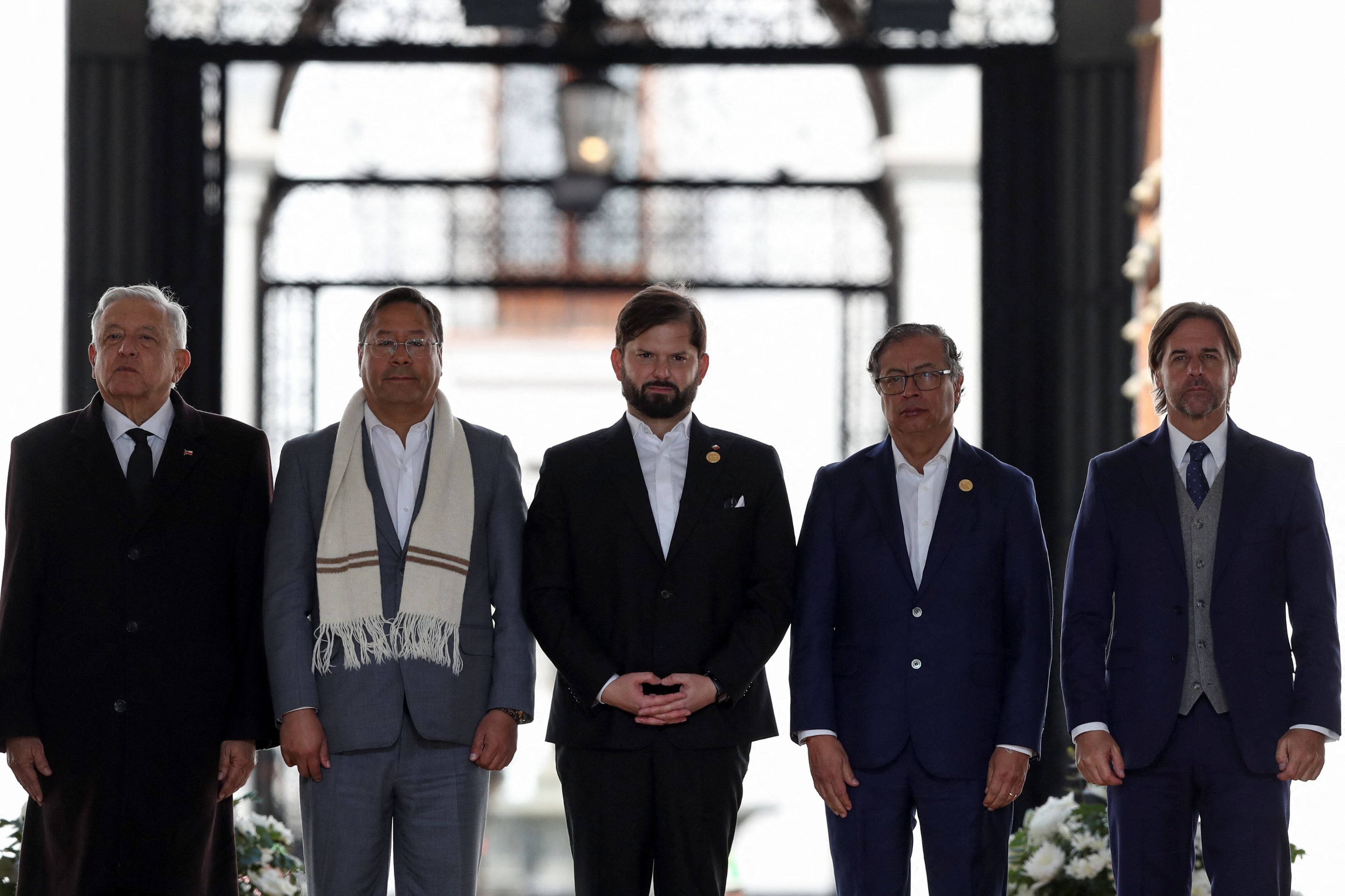 Boric rodeado de los presidentes que viajaron a Chile para estar presentes en la conmemoración de los 50 años del Golpe de Estado. REUTERS/Ivan Alvarado