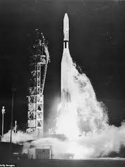 El cohete Agena B despega desde el Centro Espacial de Cabo Cañaveral, en Florida. (NASA)