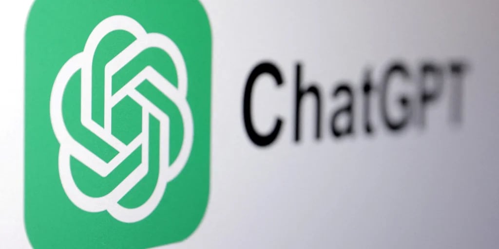 OpenAI le da voz a ChatGPT: el chatbot ahora hablará con los usuarios