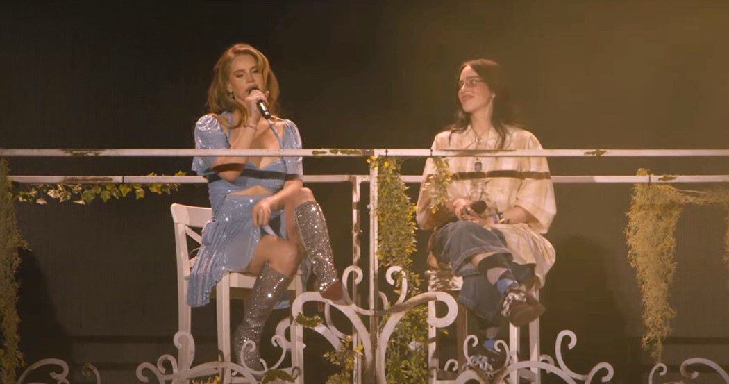 Luego de diez años, Lana del Rey volvió al Festival de Coachella montada en una motocicleta. (Créditos: Coachella Live/YouTube)