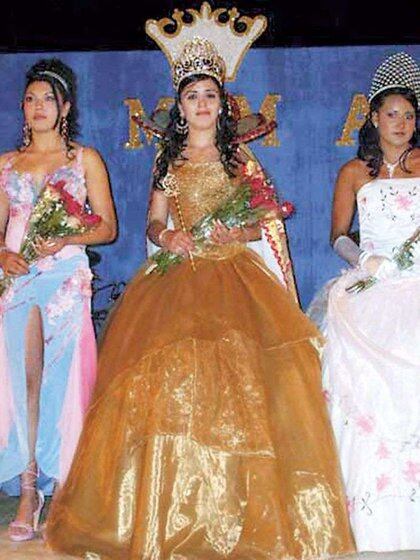 La esposa del Chapo Guzmán en su época de reina de belleza (Foto: archivo)