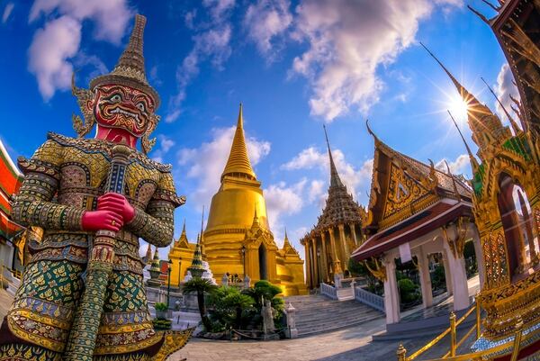 Wat Phra Kaew es uno de los templos más famosos que se encuentran en Bangkog. Fue construido en 1782 (Getty Images)