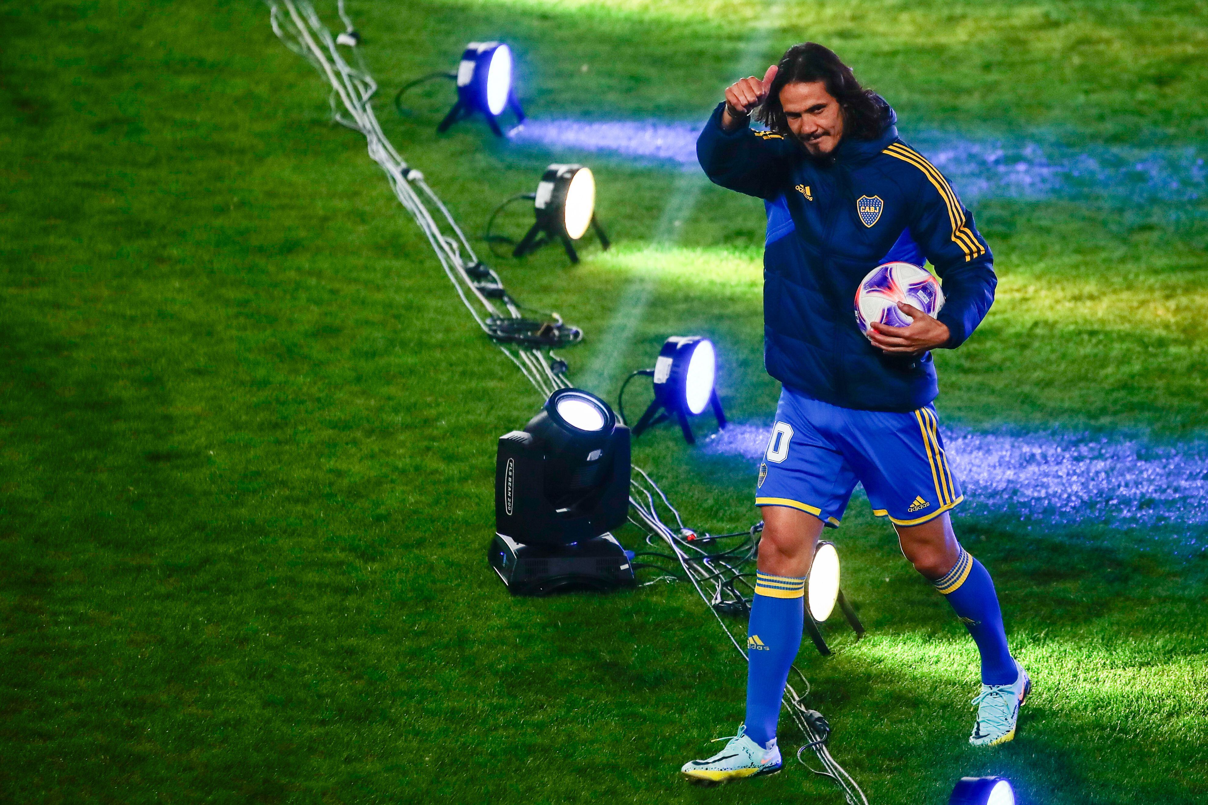 Efecto Cavani-Boca: 10 estrellas internacionales top que se consagraron en Europa y probaron suerte en el fútbol argentino