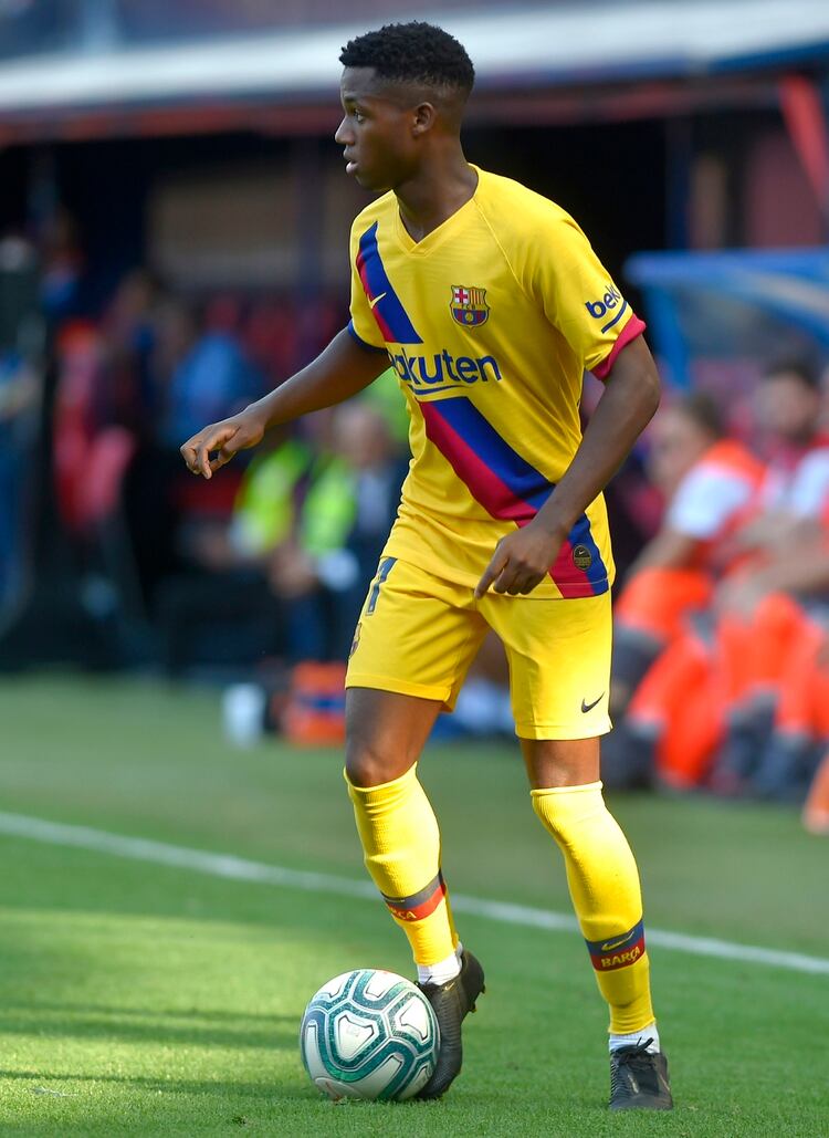 Fati sumó su primer gol como profesional en el partido ante Osasuna (Foto: AFP)