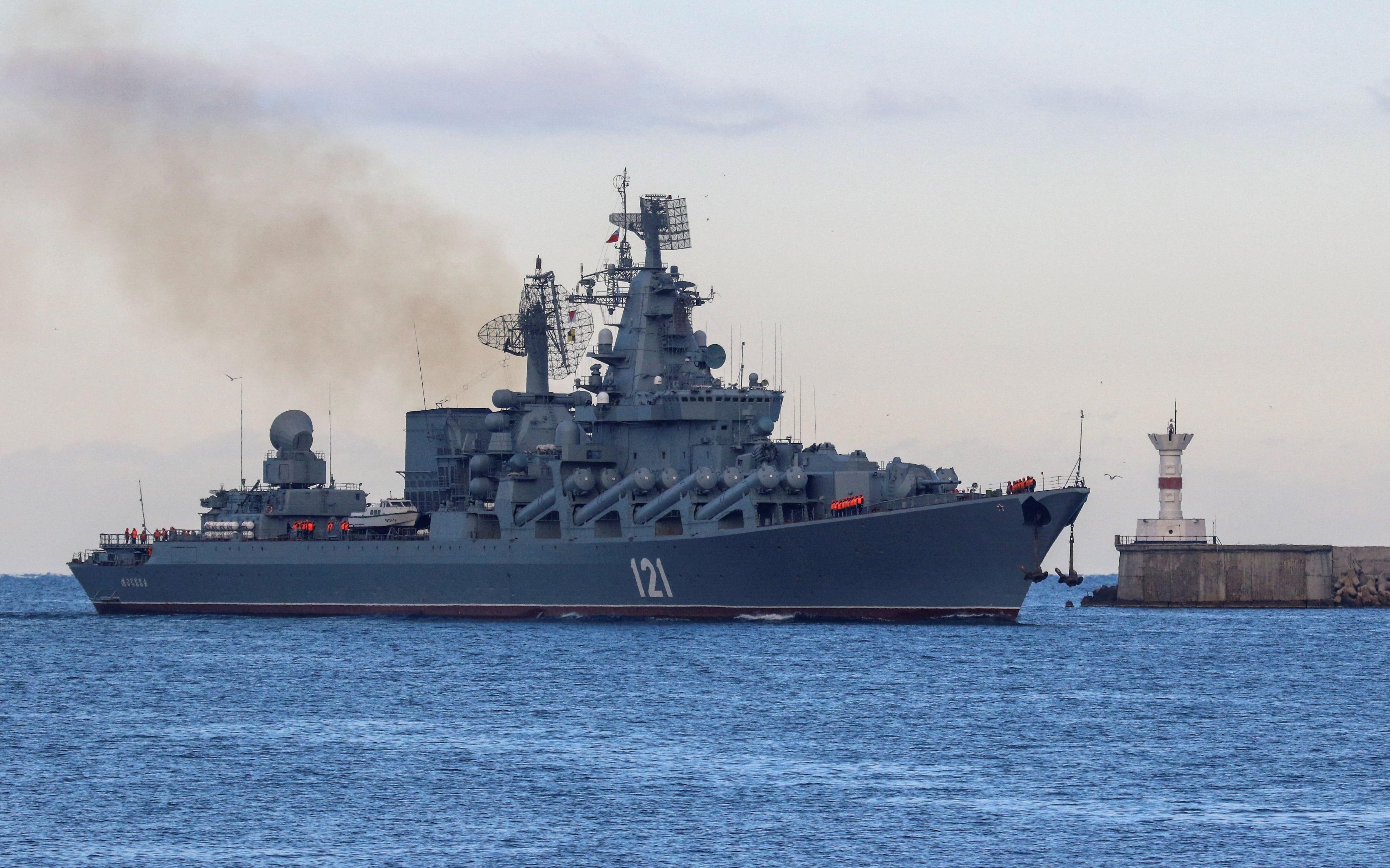 Ucrania logró en abril de 2022 hundir el buque e insignia de la Flota rusa del mar Negro, el “Moskvá” (REUTERS/Alexey Pavlishak/File Photo)