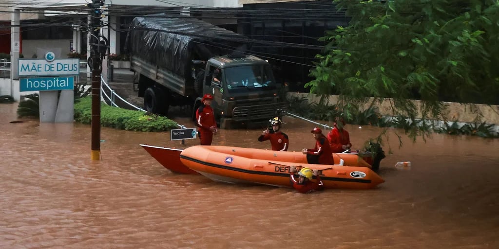 Las lluvias volvieron a castigar a Porto Alegre y se tuvieron que suspender las operaciones de rescate