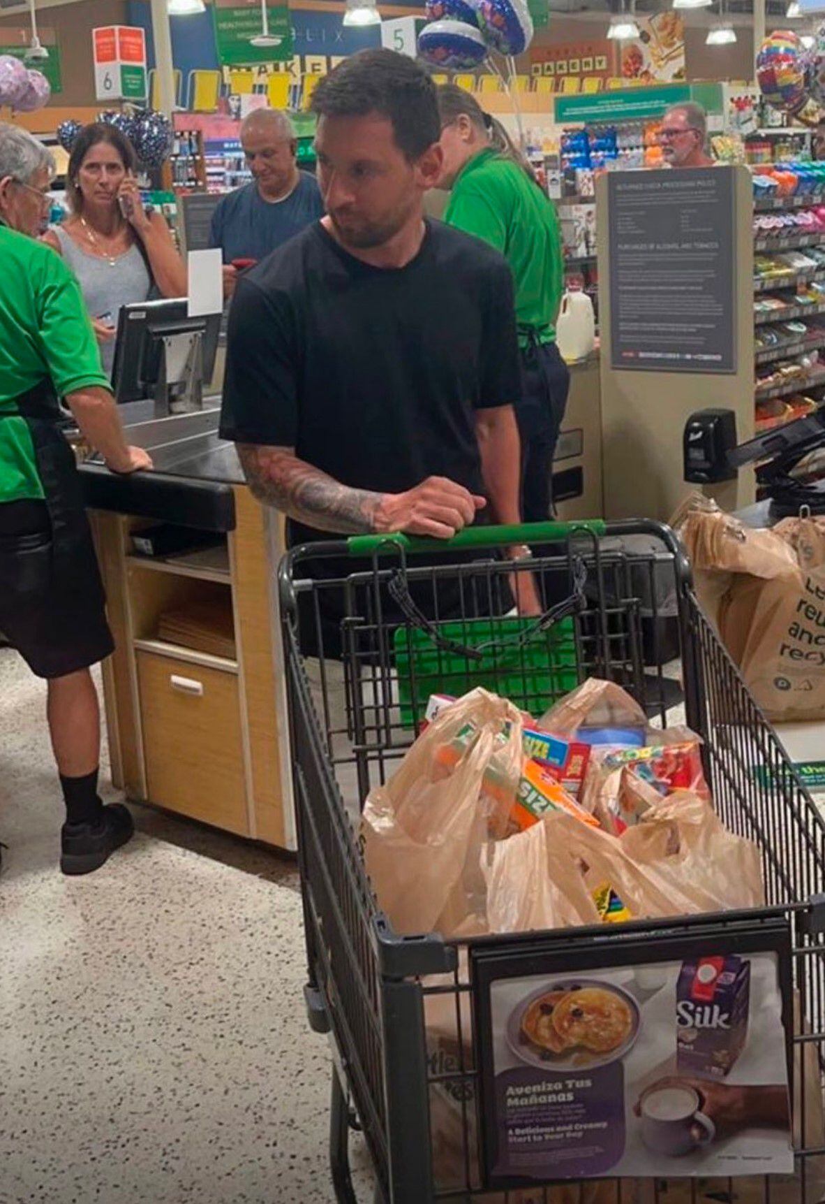 Messi en el supermercado en Miami