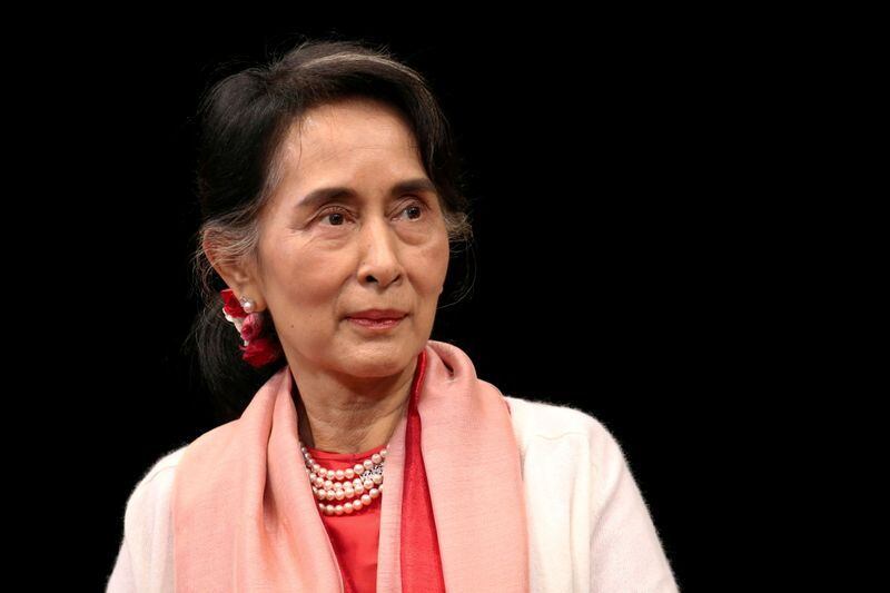 Imagen de archivo de la entonces ministra de Relaciones Exteriores de Myanmar Aung San Suu Kyi durante un acto en el Asia Society Policy Institute en Nueva York, EEUU. 21 septiembre 2016. REUTERS/Bria Webb