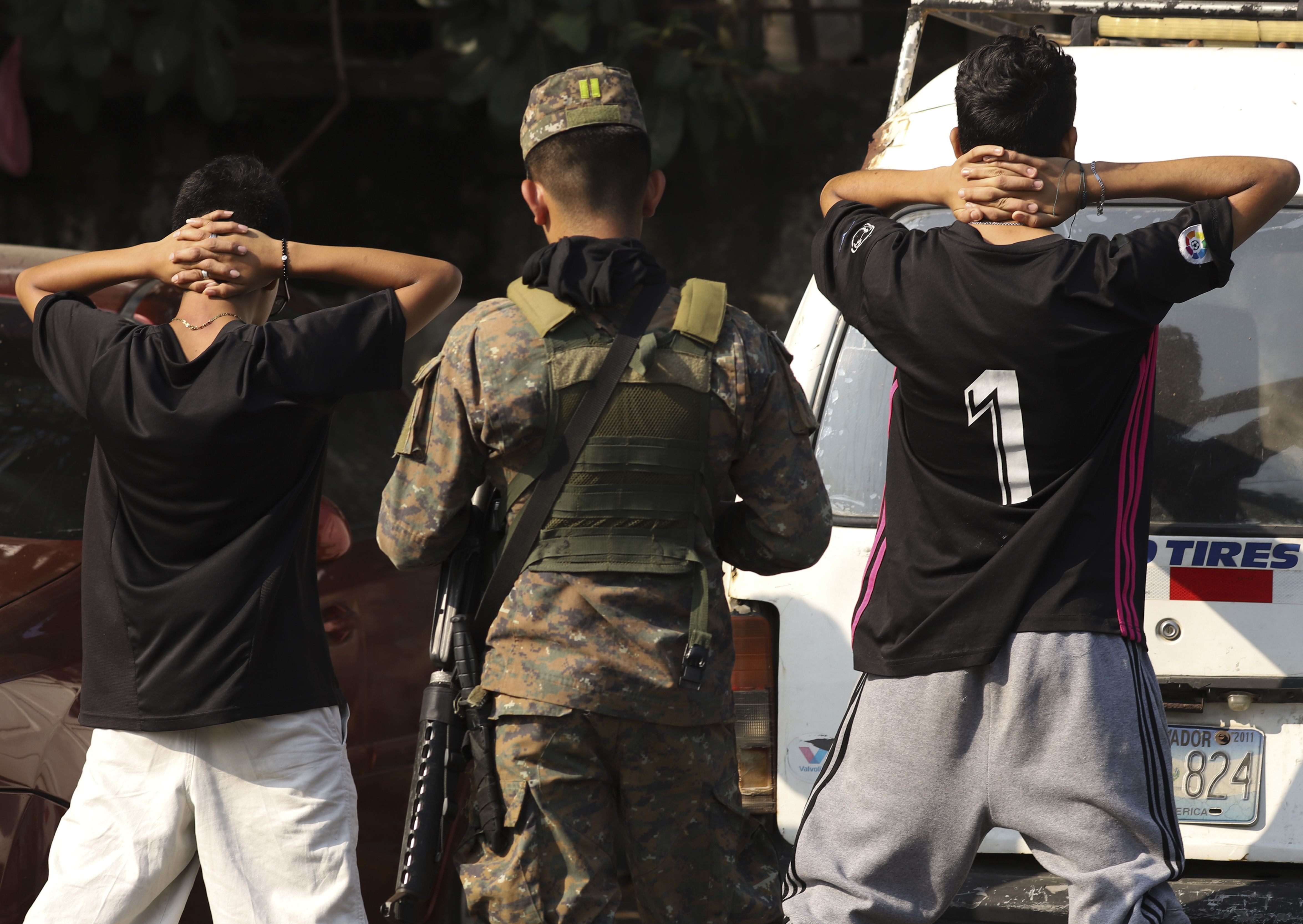 Esta es la decimoséptima ocasión que el Congreso amplia dicha medida, que se ha convertido en la principal acción de seguridad del Gobierno del presidente Nayib Bukele para combatir a las pandillas. (AP)