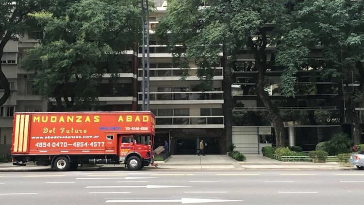 Las empresas de mudanzas tienen pedidos que no pueden satisfacer