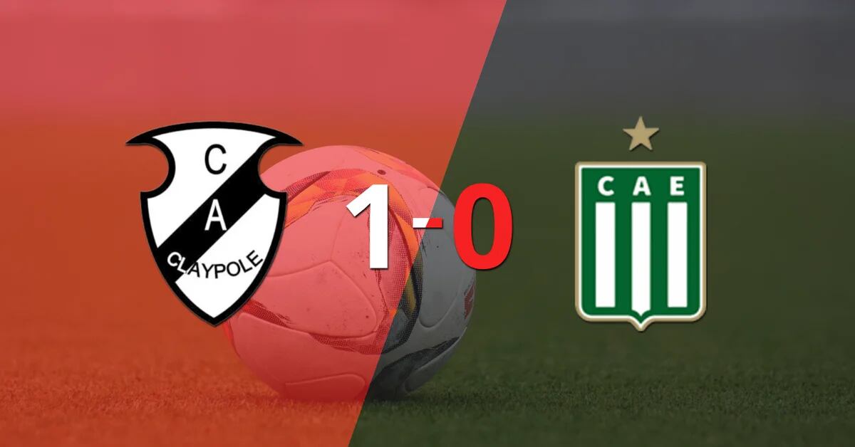 Claypole took advantage of his locality and beat Excursionistas