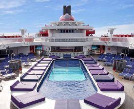 Juguetes sexuales, cubierta para tomar sol en topless y una amplia variedad de opciones son algunas de las ofertas de estos cruceros. (Virgin Voyages)
