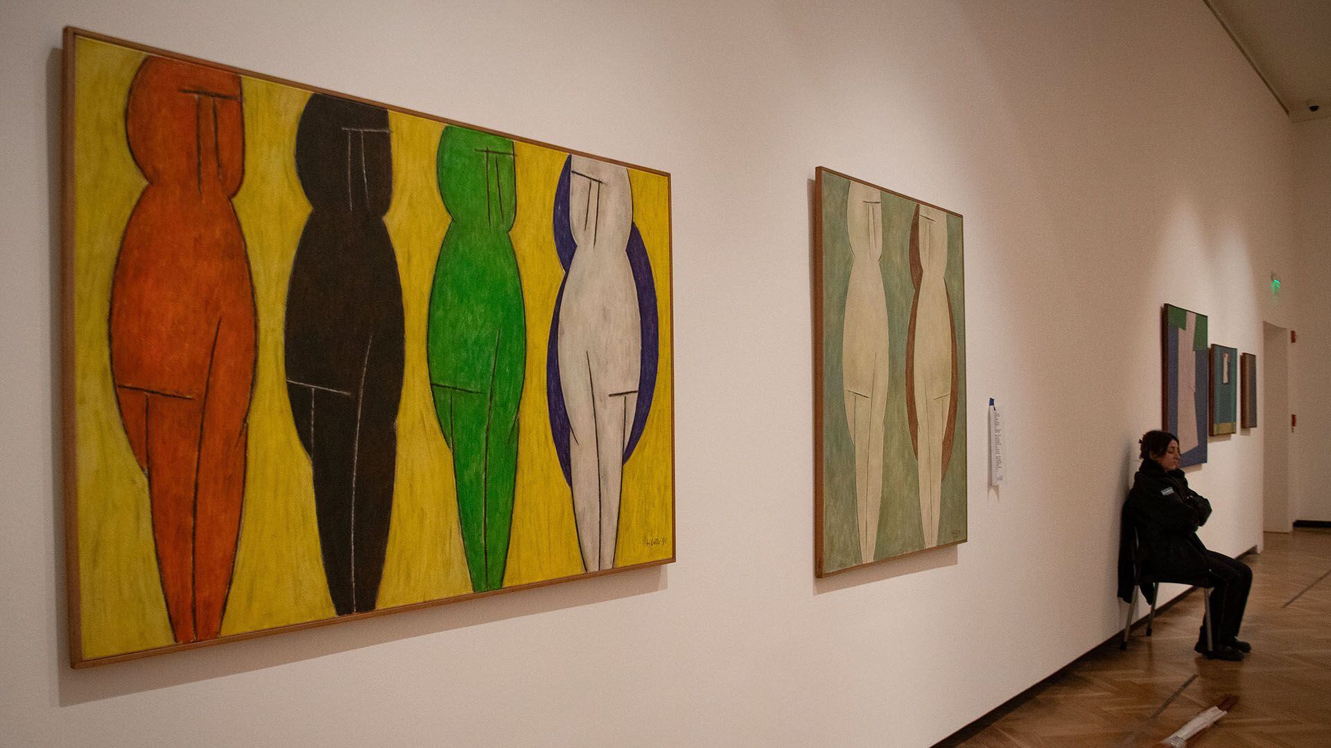 La exposición propone una interpretación de la obra de Hlito y su pintura religiosa influenciada por la iconografía cristiana oriental (Foto: Eliana Obregon/ Télam S. E.)