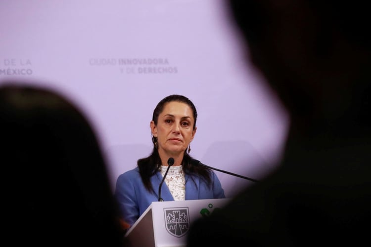 Sheinbaum recordó que es vital que la sociedad respete las medidas tomadas por el gobierno para evitar el contagio acelerado de COVID-19 (Foto: Henry Romero/ Reuters)