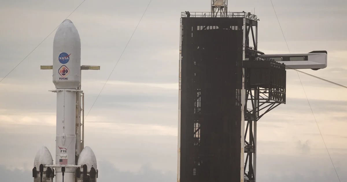 NASA sends a ship to explore an asteroid made of gold, platinum and diamonds