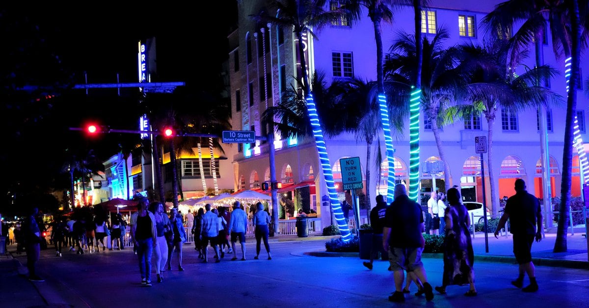 Sin temor al COVID-19: place for spring vacation and las playas of Miami amenaza a la población